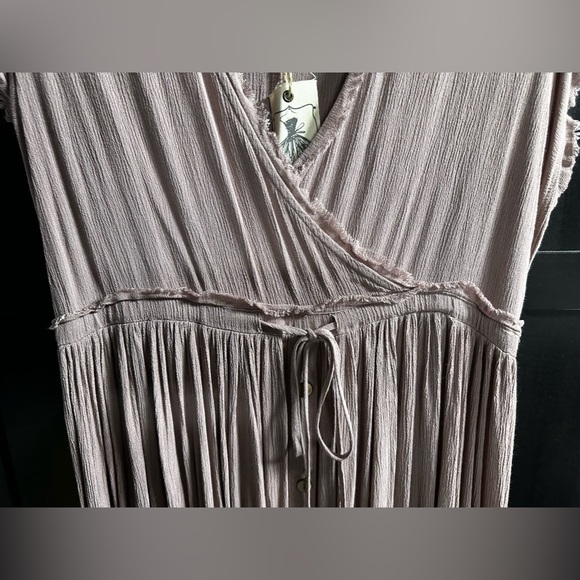 NWT Easel mauve dress size small - Picture 7 of 9